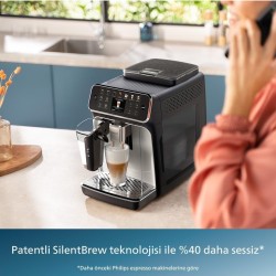 Philips LatteGo Espresso Makine 4400  SilentBrew Teknolojisi,  12 Sıcak ve Soğuk İçecek, Siyah Krom