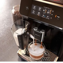 Philips Premium Tam Otomatik Espresso Makinası, 1.8 L Kapasite, Zamanlayıcı, AquaClean Özelliği